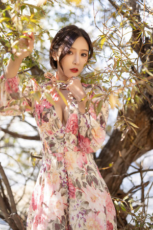 超级淫荡的朹莞大胸露脸少妇