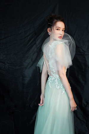 荒郊野外电影免费看