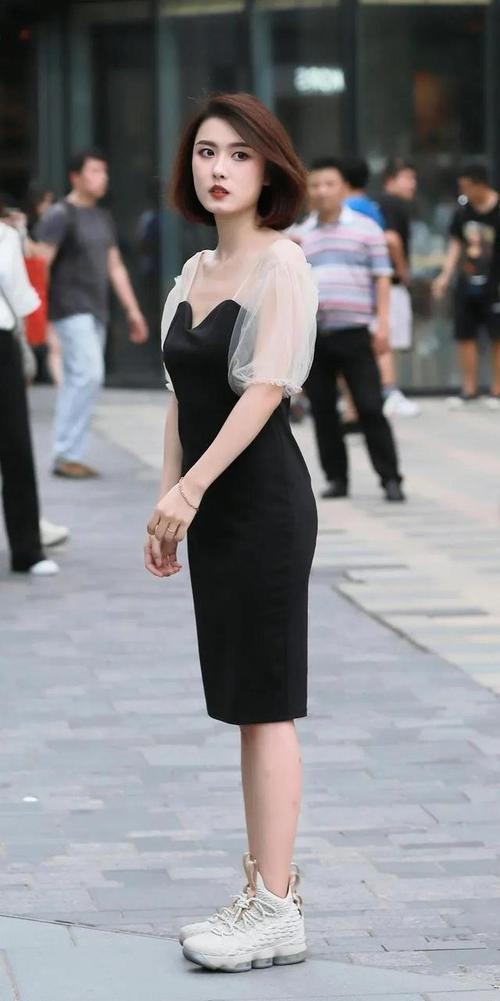 90后爽歪歪激情在线视频