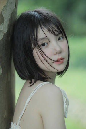 一边吃奶一边做着爱