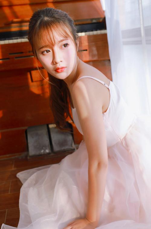 女文工团员最后下落