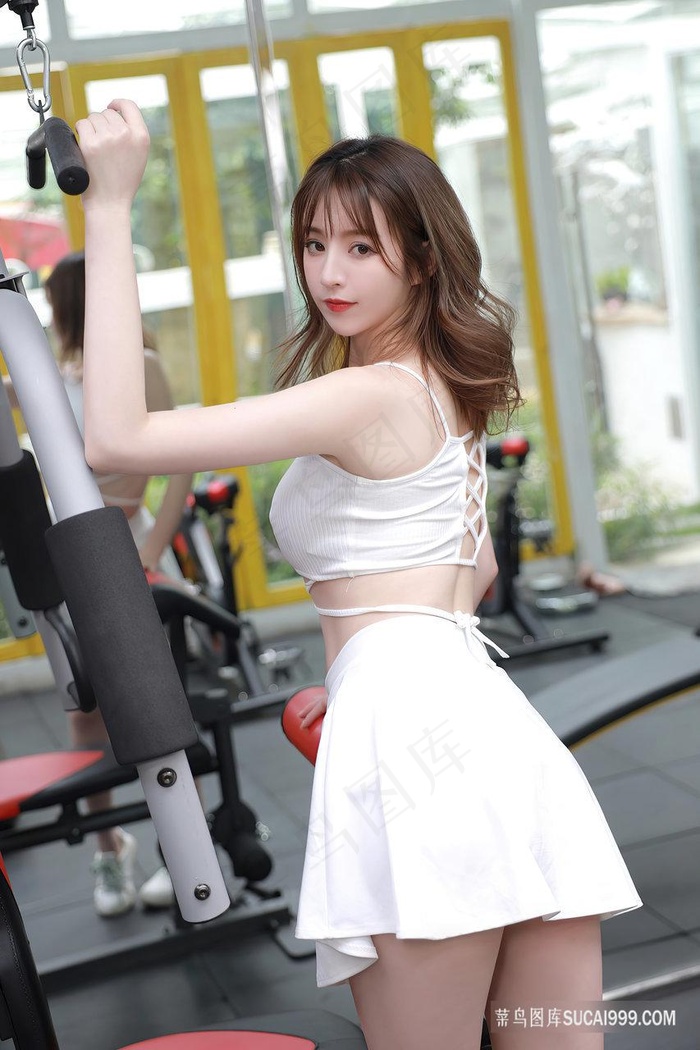 激情舌吻陶醉性爱快感中