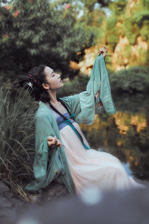 秋霞手机入口二日韩区