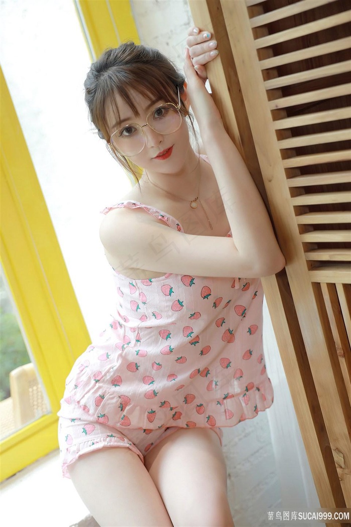 和妈妈一起侍奉叔叔