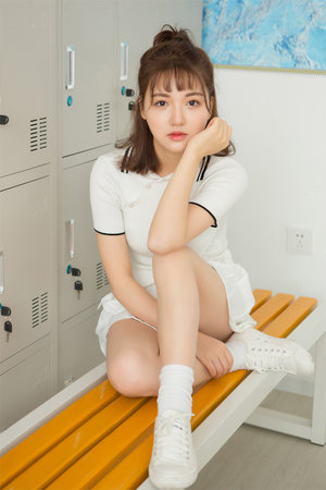 白嫩极品露脸在线播放