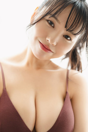 全程露脸一王两后轮着插叠罗汉