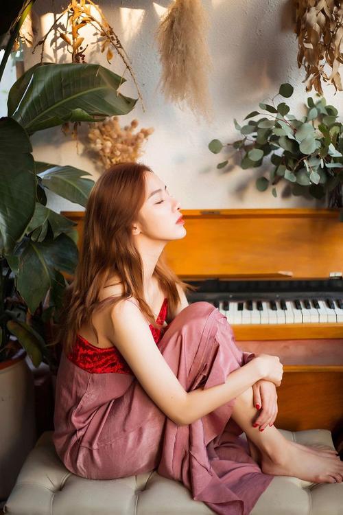 英语老师丝袜娇喘好爽视频